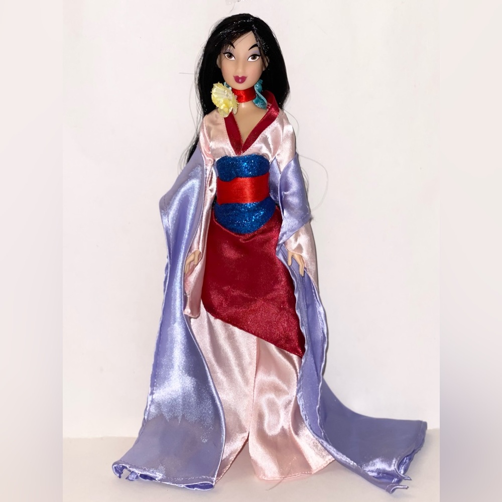 Disney Store Classic Collection First Edition Mulan Doll Rare